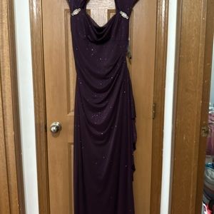 R & M Richards Wine Dress Wedding Formal size 12  NWT